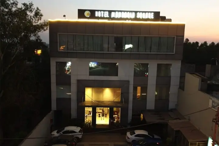 Hotel Mandarin Square